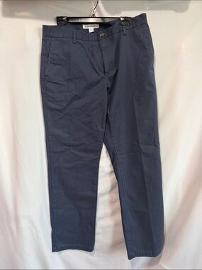 Amazon Essentials Men's Navy Chino Pants
